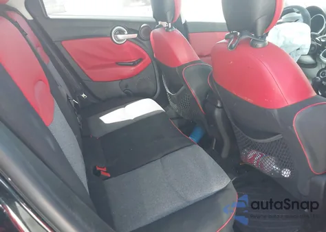 2016 Fiat 500X Easy z USA, uszkodzony, nr VIN ZFBCFXBT2GP347927